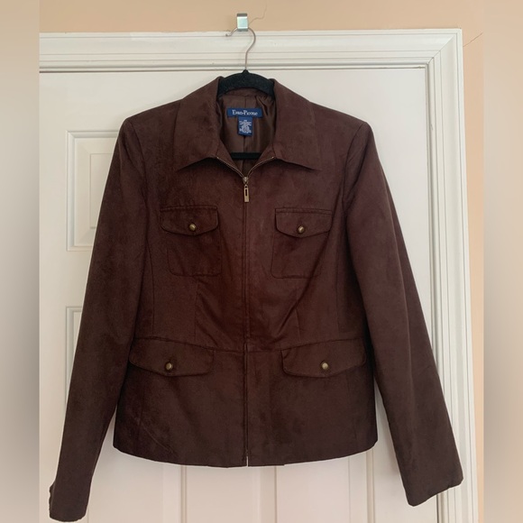 Evan Picone Women’s Faux Suede Chocolate Utility Jacket - Picture 1 of 10